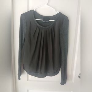 3/$10 Harlowe & Graham Charcoal and Black Pleated Blouse Size Small